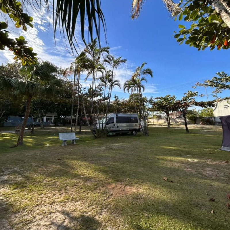 Camp La Luna 01